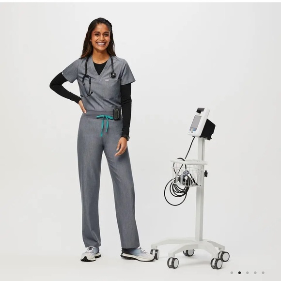 Figs Livingston High-Waisted Scrub Pants Graphite Gray Women’s Size Small Petite - Picture 7 of 10